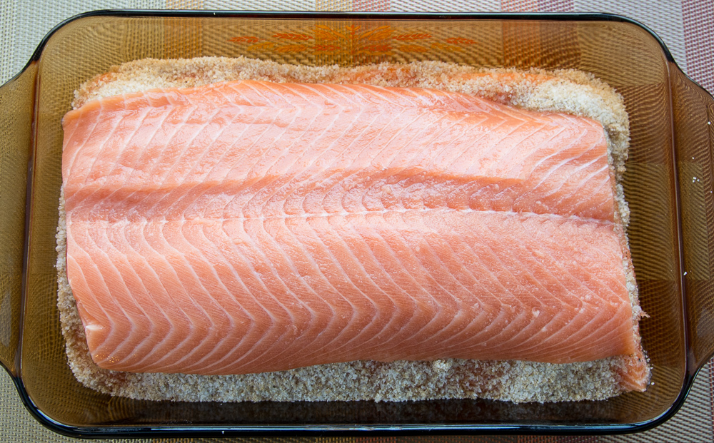Salmon curing to make lox